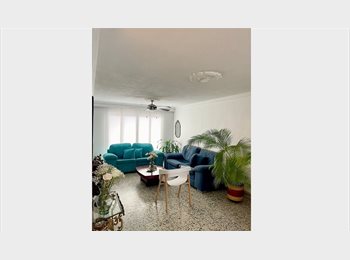 CompartoApto CO - Habitación en arriendo SUR — casa amplia (200 m²) en conjunto cerrado con piscina, Cali - COP$ 500.000 por mes