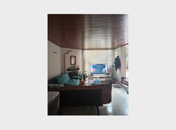 CompartoApto CO - Habitación amplia muy iluminada, Bogotá - COP$ 800.000 por mes