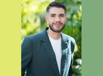 CompartoApto CO - juan - 29 - Medellín