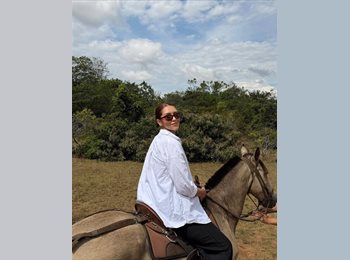 CompartoApto CO - Angie Venegas  - 27 - Bogotá