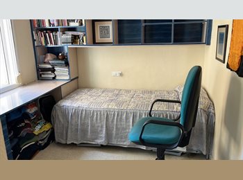 Roomgo ES - Habitación individual larga temporada, Torremolinos - 550 € por mes
