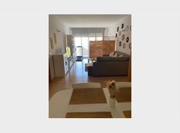 Roomgo ES - SE ALQUILA HABITACION CON BALCON, L'hospitalet - 620 € por mes