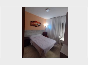 Roomgo ES - Habitación_1 Cama Doble A 20 minutos del metro Sol en Metro, Carabanchel - 525 € por mes