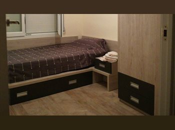 Roomgo ES - Habitación amplia y luminosa en alquiler, Sant Boi de Llobregat - 600 € por mes