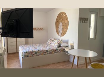 Roomgo ES - Habitación Premium muy amplia con Terraza Privada en Ático Reformado, Tetuán - 990 € por mes