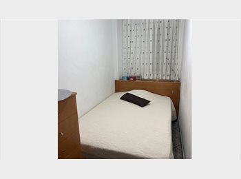Roomgo ES - Habitacion en badalona ambiente tranquilo, Santa Coloma de Gramanet - 500 € por mes
