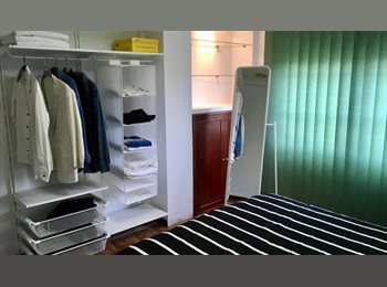 Roomgo ES - HABITACIÓN GRANDE EN ZONA RONDA, Granada - 390 € por mes