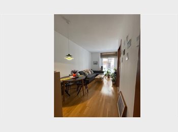 Roomgo ES - Habitación en piso limpio y ordenado en Badal, Sants, Les Corts - 550 € por mes
