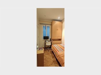 Roomgo ES - Alquiler de habitacion en Carrer del Rossello 268, Eixample - 480 € por mes