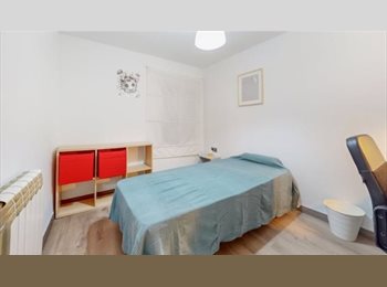 Roomgo ES - Alquiler 2 habitaciones, Sant Martí - 259 € por mes