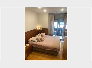 Roomgo ES - Habitación con baño privado interno, Ciutat Vella - 780 € por mes