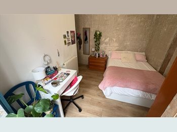 Roomgo ES - piso en el centro, Centro Ciudad - 620 € por mes