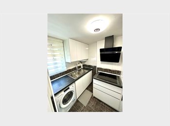 Roomgo ES - PISO EN ALQUILER DE 4 HABITACIONES EN SAN BLAS (SOLO CHICAS), San Blas - 475 € por mes