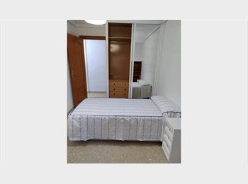 Roomgo ES - Alquiler de habitación en Camino Moncada - Torrefiel, Valencia - 350 € por mes
