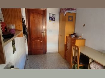 Roomgo ES - Habitación libre a partir de marzo, Granada - 193 € por mes