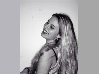 Roomgo ES - Nicole  - 26 - Madrid