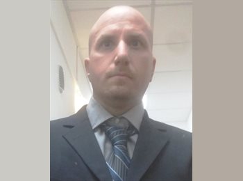 Roomgo ES - Alberto - 45 - Barcelona