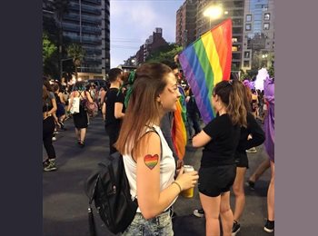 Roomgo ES - Amy - 26 - Malaga