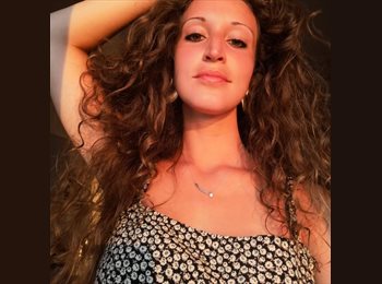 Roomgo ES - Martina - 29 - Valencia