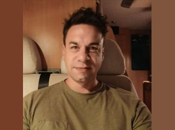 Roomgo ES - Jonathan - 41 - Valencia