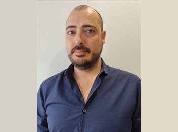 Roomgo ES - Víctor - 45 - Fuenlabrada