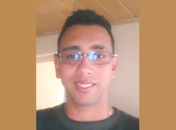 Roomgo ES - Andres - 34 - Zona Norte