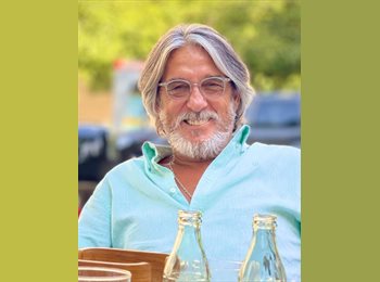 Roomgo ES - Juan Manuel Valera Perez - 68 - Sevilla