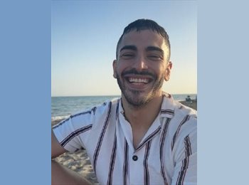 Roomgo ES - Carlos - 27 - Madrid