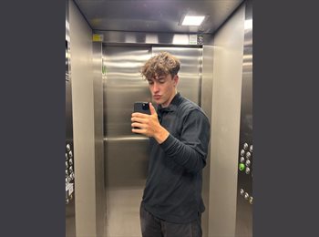 Roomgo ES - Xabier  - 20 - Vitoria-gasteiz