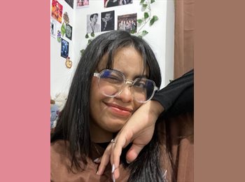 Roomgo ES - Julie - 25 - Tenerife