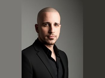 Roomgo ES - Javier - 34 - Ibiza