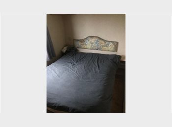 Roomgo IE - 3 bedrooms for rent in Ri James' Coimisiún Talún Brehon., Ireland - €550 pcm