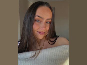 Roomgo IE - Lucy  - 23 - Dublin