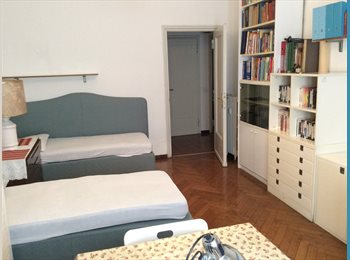 Roomgo IT - Affittasi ampia camera singola a studentessa/lavoratrice, Pta Venezia - Citta Studi - Lambrate - 650 € al mese