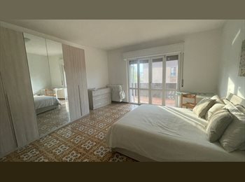Roomgo IT - stanza singola o doppia vicino MM3 Corvetto, Pta Romana - Forlanini - Lodi - 720 € al mese