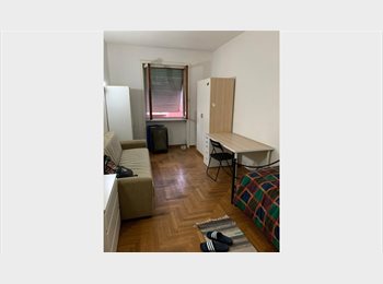 Roomgo IT - stanza singola corso buenos aires, Centrale - Loreto - 700 € al mese