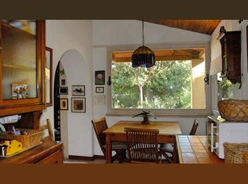 Roomgo IT - nel verde vicino al centro, Monteverde-Gianicolense - 400 € al mese