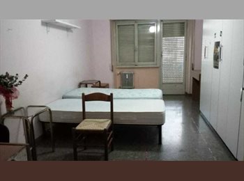 Roomgo IT - posto letto in camera doppia con ragazza, Tiburtino-Collatino - 190 € al mese