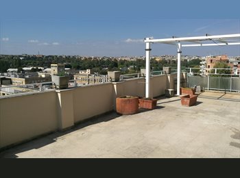 Roomgo IT - Stanza 2, Marconi-Ostiense - 500 € al mese