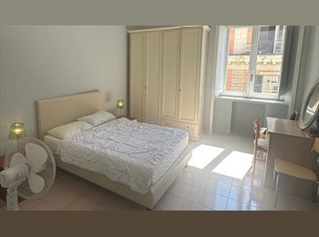 Roomgo IT - Stanza con bagno privato in Esquilino 165mq, Esquilino S.Lorenzo - 1.050 € al mese