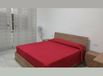 Roomgo IT - STANZA COMODA E TRANQUILLA A CASTELLANZA, Castellanza - 450 € al mese
