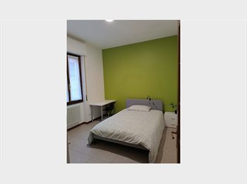Roomgo IT - Stanza singola solo donne, Brescia - 550 € al mese