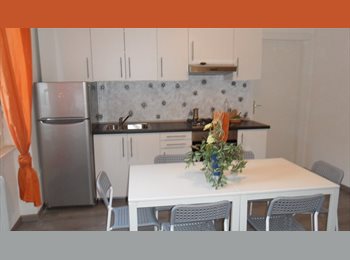 Roomgo IT - Trento Centro posto letto in stanza doppia per RAGAZZO, Trento - 210 € al mese