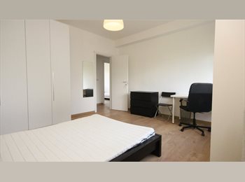 Roomgo IT - Ampia stanza singola in zona Corvetto, Pta Romana - Forlanini - Lodi - 670 € al mese
