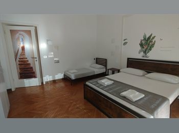 Roomgo IT - Doppia, Trieste - 750 € al mese