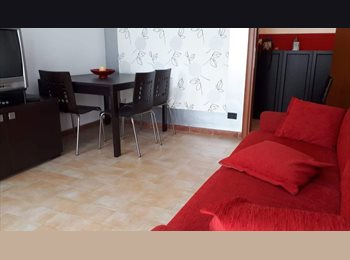 Roomgo IT - Stanza matrimoniale uso singola, Navigli - Ticinese - Pta Genova - Lorenteggio - 600 € al mese