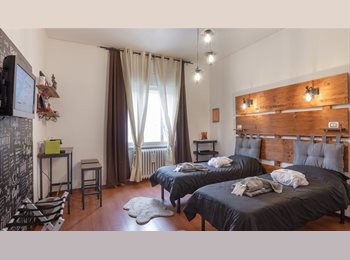 Roomgo IT - Disponibile fino al 31 marzo stanza doppia con bagno in camera, Trieste - 700 € al mese