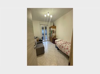Roomgo IT - Camera singola, Torino - 380 € al mese