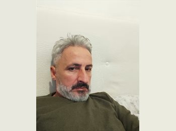 Roomgo IT - Liviu - 54 - Roma