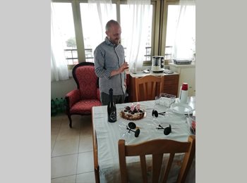 Roomgo IT - Francesco  - 42 - Cernusco sul Naviglio